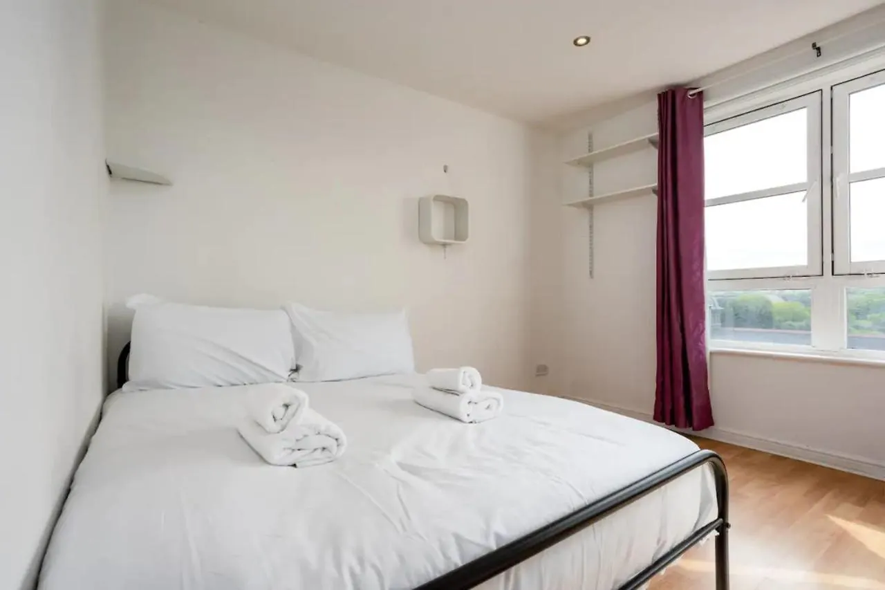 Stylish 2 Bedroom Apartment Near The City Centre 爱丁堡 0*,